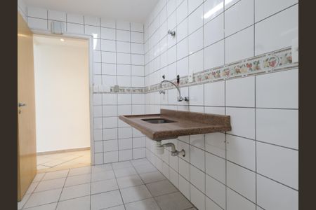 Apartamento para alugar com 60m², 2 quartos e 2 vagasCozinha