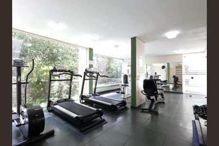 Apartamento para alugar com 60m², 2 quartos e 2 vagasÁrea comum - Academia