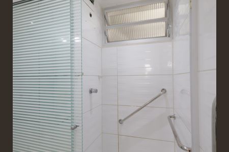 Apartamento para alugar com 60m², 2 quartos e 2 vagasBanheiro