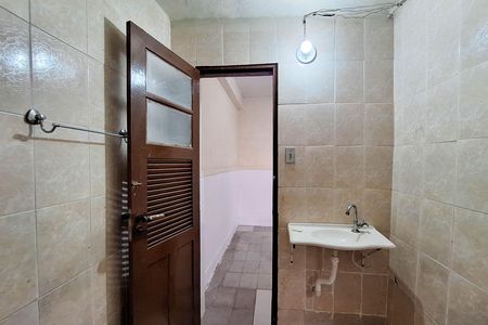 Casa para alugar com 90m², 2 quartos e sem vaga Casa para alugar com 90m², 2 quartos e sem vagaBanheiro