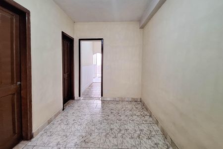 Casa para alugar com 90m², 2 quartos e sem vaga Casa para alugar com 90m², 2 quartos e sem vagaSala