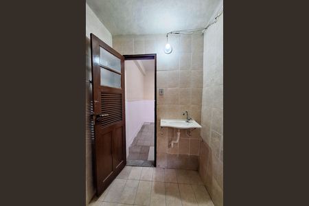 Casa para alugar com 90m², 2 quartos e sem vaga Casa para alugar com 90m², 2 quartos e sem vagaBanheiro