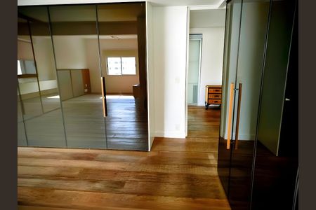 Apartamento para alugar com 250m², 3 quartos e 4 vagas