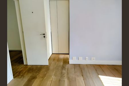 Apartamento para alugar com 250m², 3 quartos e 4 vagas