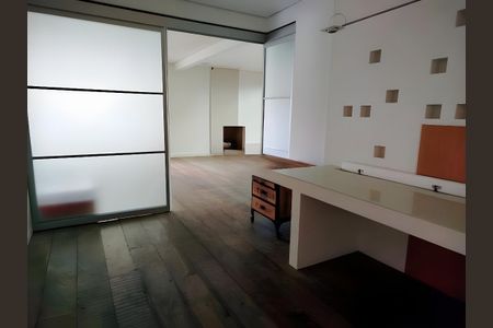 Apartamento para alugar com 250m², 3 quartos e 4 vagas
