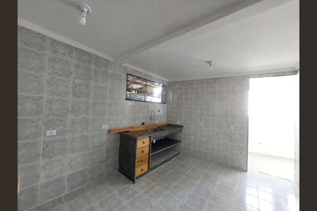 Casa para alugar com 50m², 1 quarto e 2 vagas Casa para alugar com 50m², 1 quarto e 2 vagasCozinha