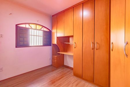 Casa à venda com 3 quartos, 130m² em Jardim Lourdes (zona Sul), São Paulo