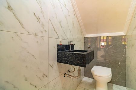 Casa à venda com 130m², 3 quartos e 2 vagas