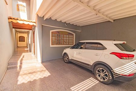 Casa à venda com 130m², 3 quartos e 2 vagas