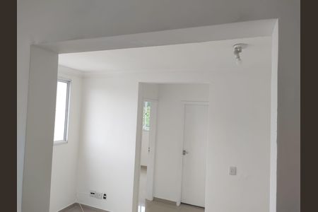 Apartamento à venda com 45m², 2 quartos e 1 vaga Apartamento à venda com 45m², 2 quartos e 1 vagaSala