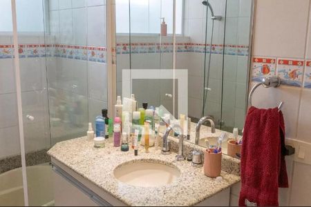 Apartamento à venda com 160m², 3 quartos e 1 vaga Apartamento à venda com 160m², 3 quartos e 1 vagaBanheiro