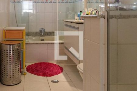 Apartamento à venda com 160m², 3 quartos e 1 vaga Apartamento à venda com 160m², 3 quartos e 1 vagaBanheiro