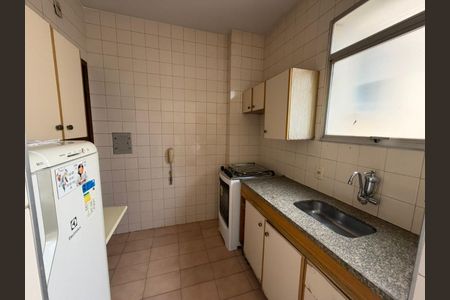 Apartamento à venda com 60m², 2 quartos e sem vaga Apartamento à venda com 60m², 2 quartos e sem vagaCozinha