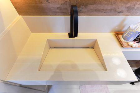 Apartamento à venda com 105m², 2 quartos e 2 vagas Apartamento à venda com 105m², 2 quartos e 2 vagasLavabo