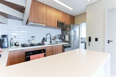 Apartamento à venda com 105m², 2 quartos e 2 vagas Apartamento à venda com 105m², 2 quartos e 2 vagasCozinha