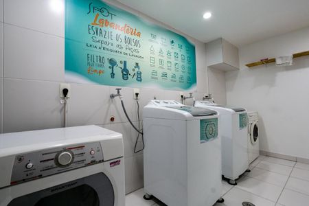 Apartamento à venda com 105m², 2 quartos e 2 vagas Apartamento à venda com 105m², 2 quartos e 2 vagasÁrea comum - Lavanderia