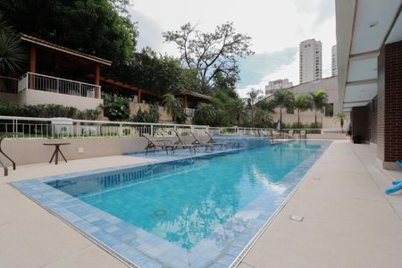 Apartamento à venda com 105m², 2 quartos e 2 vagas Apartamento à venda com 105m², 2 quartos e 2 vagasÁrea comum - Piscina