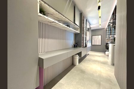 Apartamento para alugar com 101m², 2 quartos e 2 vagas Apartamento para alugar com 101m², 2 quartos e 2 vagasCorredor