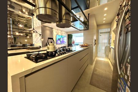 Apartamento para alugar com 101m², 2 quartos e 2 vagas Apartamento para alugar com 101m², 2 quartos e 2 vagasCozinha