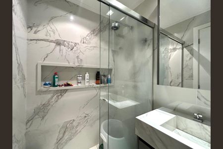 Apartamento para alugar com 101m², 2 quartos e 2 vagas Apartamento para alugar com 101m², 2 quartos e 2 vagasBanheiro Suíte 1