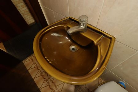 Casa para alugar com 400m², 3 quartos e 4 vagasLavabo da Academia - Pia