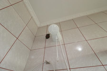 Casa para alugar com 400m², 3 quartos e 4 vagasBanheiro da Suíte 2 - Chuveiro