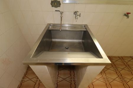 Casa para alugar com 400m², 3 quartos e 4 vagasÁrea de Serviço - Tanque