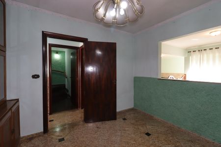 Casa para alugar com 400m², 3 quartos e 4 vagasEscritório