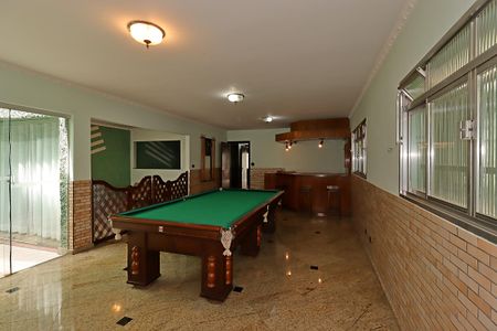 Casa para alugar com 400m², 3 quartos e 4 vagasSalão de Jogos