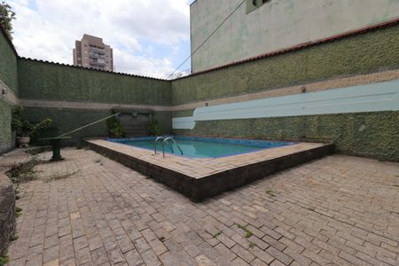 Casa para alugar com 400m², 3 quartos e 4 vagasPiscina