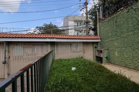Casa para alugar com 400m², 3 quartos e 4 vagasEntrada do Imóvel