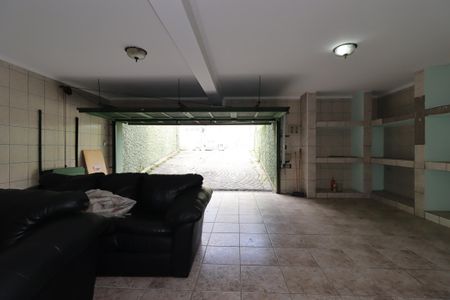 Casa para alugar com 400m², 3 quartos e 4 vagasGaragem