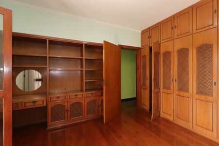 Casa para alugar com 400m², 3 quartos e 4 vagasSuíte 3