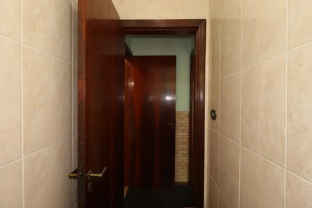 Casa para alugar com 400m², 3 quartos e 4 vagasLavabo da Academia