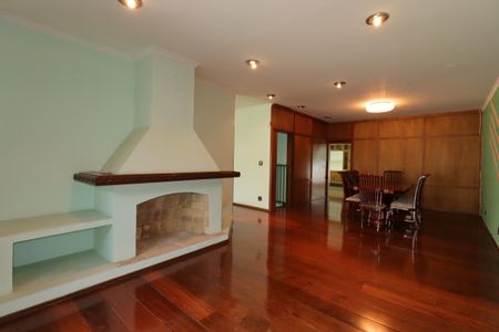 Casa para alugar com 400m², 3 quartos e 4 vagasSala de Estar