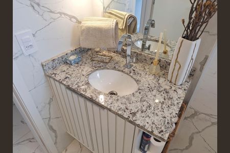 Apartamento à venda com 50m², 2 quartos e sem vagaBanheiro