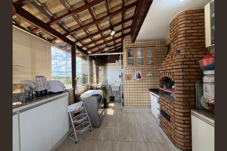 Apartamento à venda com 176m², 3 quartos e 2 vagas