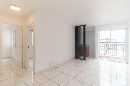 Sala de apartamento para alugar com 2 quartos, 48m² em Conjunto Habitacional Bras Cubas, Mogi das Cruzes