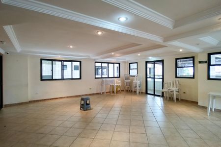 Apartamento para alugar com 52m², 1 quarto e 1 vaga Apartamento para alugar com 52m², 1 quarto e 1 vagaÁrea comum - Salão de festas