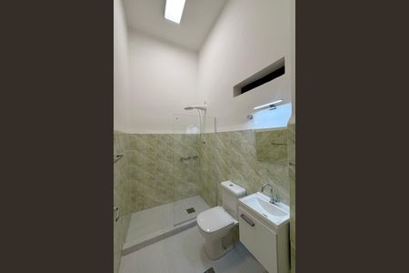 Banheiro de apartamento para alugar com 1 quarto, 24m² em Botafogo, Rio de Janeiro