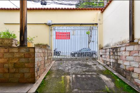 Casa à venda com 200m², 4 quartos e 3 vagas