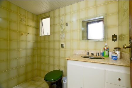 Casa à venda com 200m², 4 quartos e 3 vagas