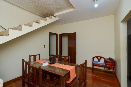 Casa à venda com 200m², 4 quartos e 3 vagas