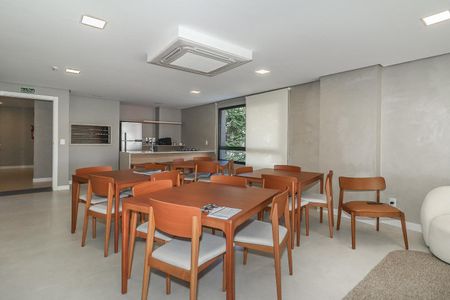 Apartamento para alugar com 70m², 2 quartos e 1 vagaÁrea comum - Salão de festas