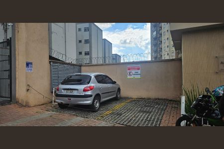 Apartamento à venda com 49m², 2 quartos e 1 vagaPlaca instalada na fachada do condomínio - Código da placa: IYJT-62