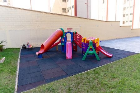 Apartamento à venda com 49m², 2 quartos e 1 vagaÁrea comum - Playground