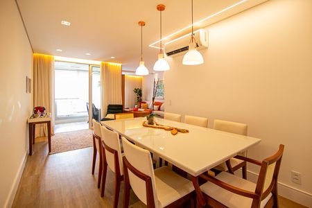 Apartamento para alugar com 95m², 2 quartos e 2 vagasSala de Jantar