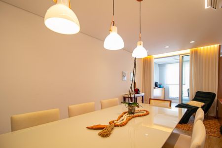 Apartamento para alugar com 95m², 2 quartos e 2 vagasSala de Jantar