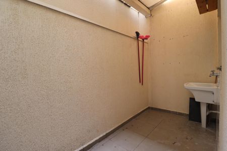 Apartamento à venda com 45m², 2 quartos e 1 vagaÁrea de Serviço