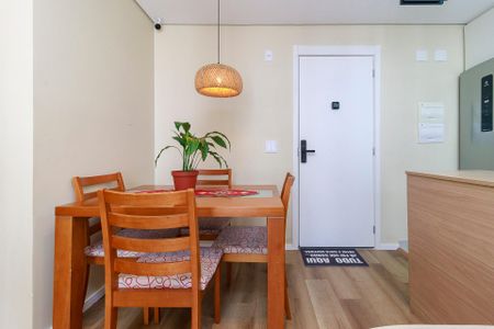 Sala de apartamento para alugar com 2 quartos, 42m² em Santo Amaro, São Paulo
